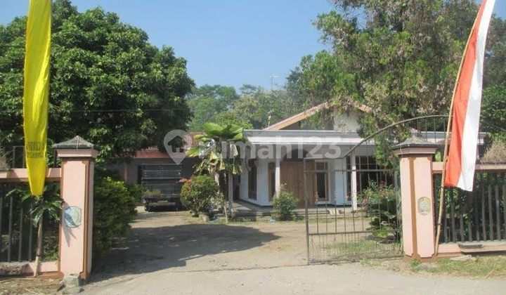 Nice Semi Furnished House with SHM, Sumbergempol, Tulungagung 1