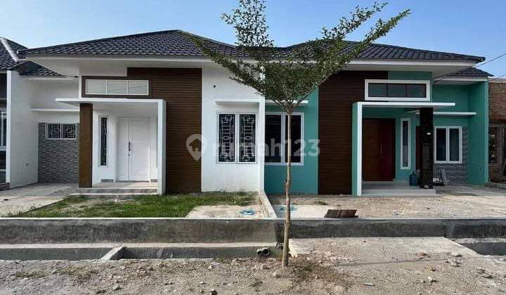 RUMAH DP 0% FASILITAS KOLAM RENANG SUNGGAL 1