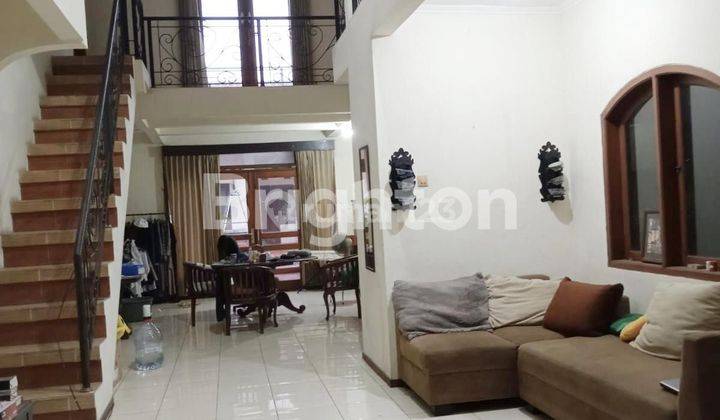 RUMAH  VILLA MELATI MAS 2 LANTAI BSD TANGERANG 2