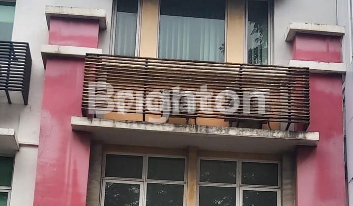 STRATEGIC SHOPHOUSE BOULEVARD TOLL BSD TANGERANG