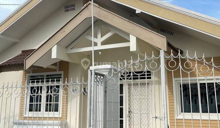 Di Jual Rumah Hook Strategis Di Sutorejo 1