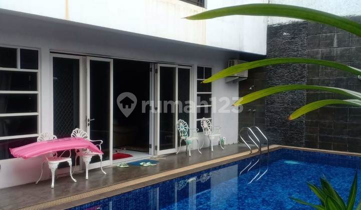 Rent House Pondok Indah With Pool 2