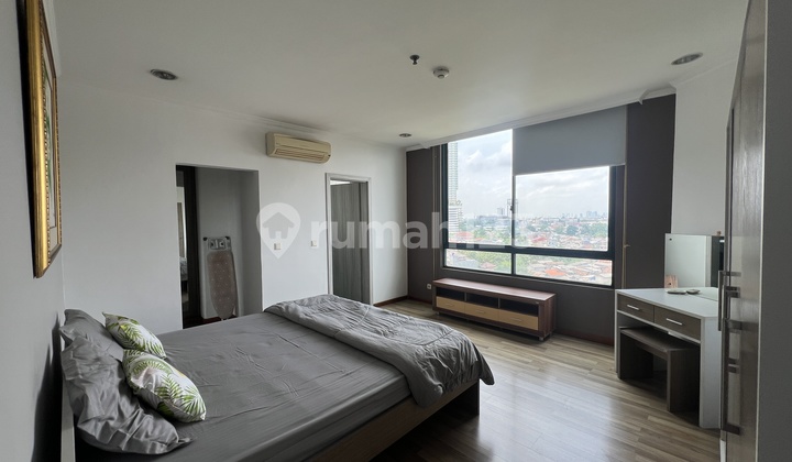 Rent 3 Bedroom Gandaria City Location Near Kemang 2