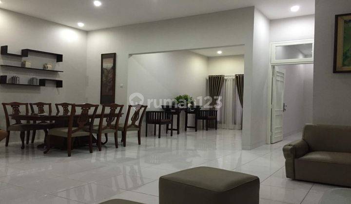 Sewa Rumah  Semi Furnished di Pejaten MM019 1