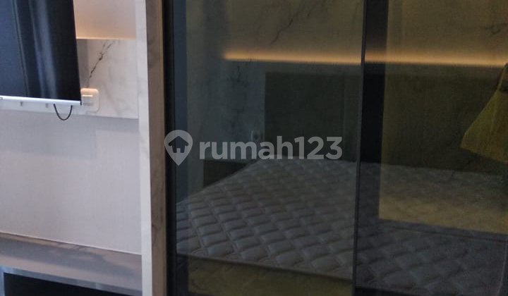 Studio Room The Newton 1 Mm040  2