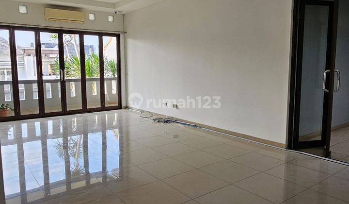 Sewa  Rumah di Cilandak MM044 2