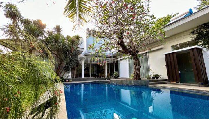 For Sale Spacious House Big Garden And Pool Near Kemang MM057 1