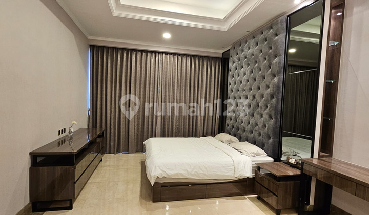 For Sale / Sale 1 Br Furnished, SCBD District 8 Senopati Mm041