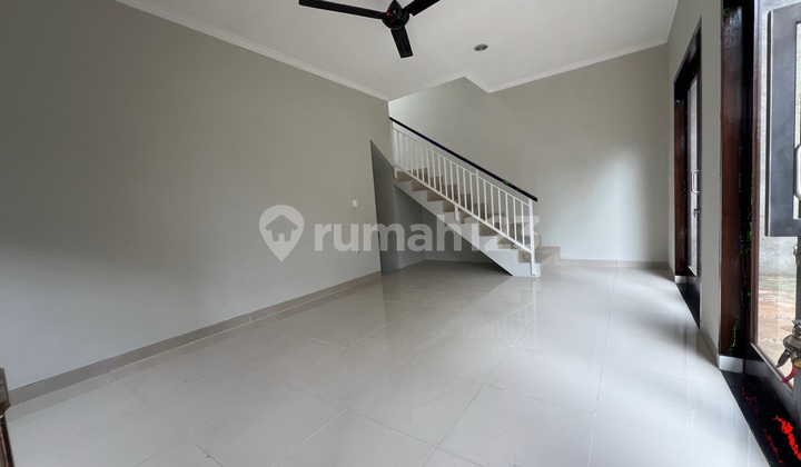 Sewa Rumah Termasuk Deposit 1 Tahun Sewa Rumah Termasuk Deposit 1 Tahun