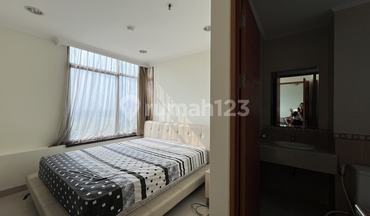 Sale Hampton Apartment 2 Bedroom Golf View 2