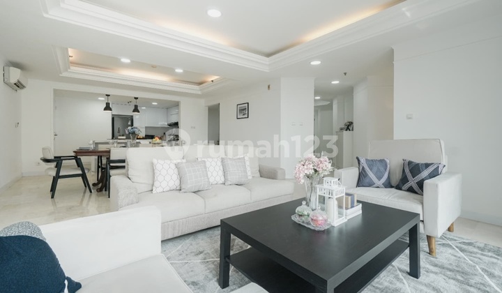 Rent Golfhill Pondok Indah Apartment Near to JIS School with Golf View 1