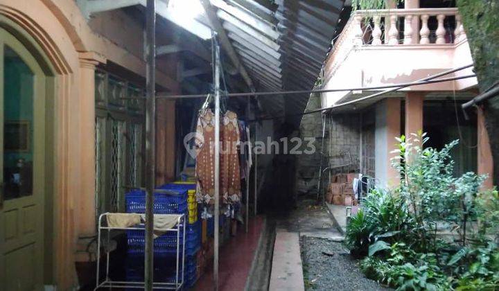 Jual Rumah Hitung Tanah di Mainroad Supratman 1