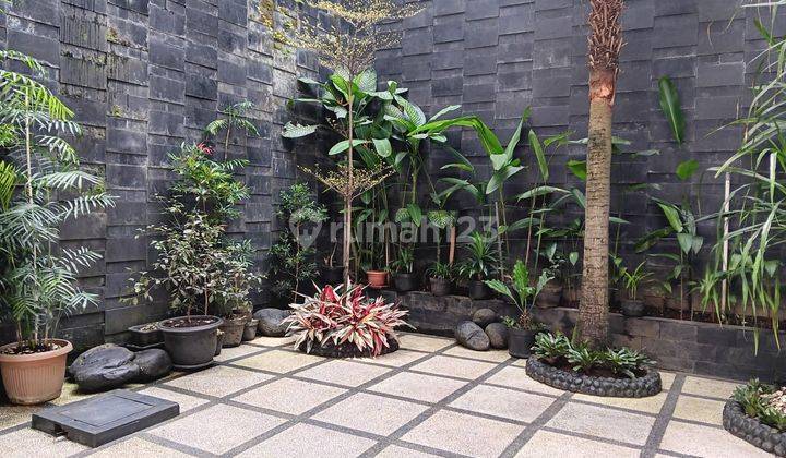 Rumah Bagus di Mainroad Cihampelas Bandung 1