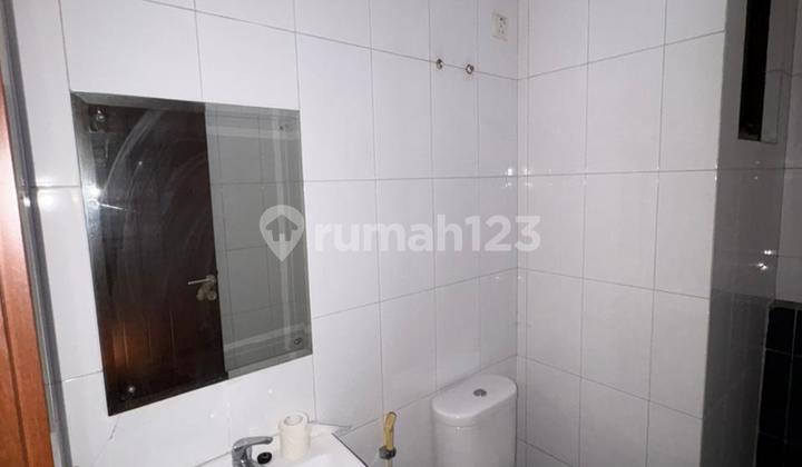 Disewakan Rumah 2 Lantai Lokasi Nyaman di BSD 2