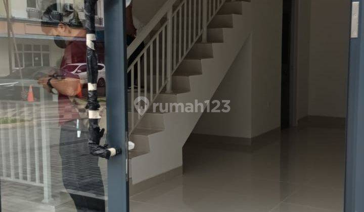 Ruko Disewakan Bagus Dan Lokasi Strategis 4