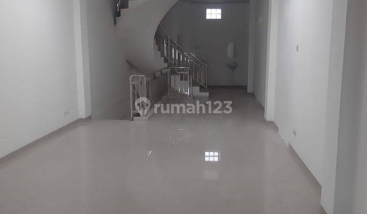 Ruko Disewakan 3 Lantai Bagus Dipamulang,lokasi Strategis Dan Ramai 3
