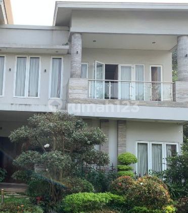 Beautiful and strategic house for sale