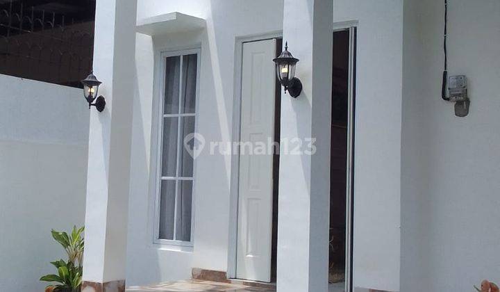 Dijual Rumah Baru Desain Modern Dan Full Furnished  2