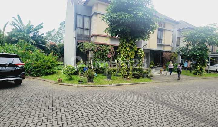 Dijual Rumah Dibsd Bagus Dan Terawat Lokasi Perum Strategis 