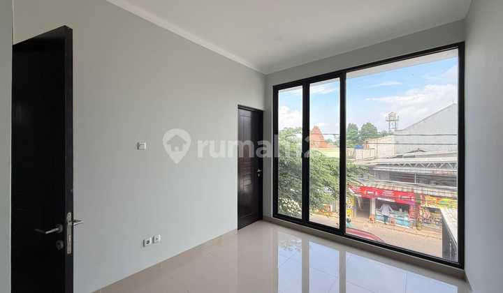 Dijual Cepat Rumah 2 Lantai di Bawah Harga Pasar di Bintaro 2