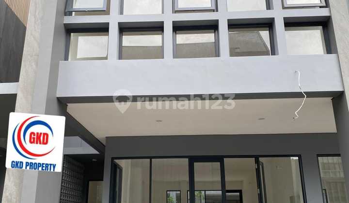 FOR RENT: 3-STORY STRATEGIC SHOPHOUSE, AFFORDABLE, BY BSD ROADSIDE FOR RENT: 3-STORY STRATEGIC SHOPHOUSE, AFFORDABLE, BY BSD ROADSIDE