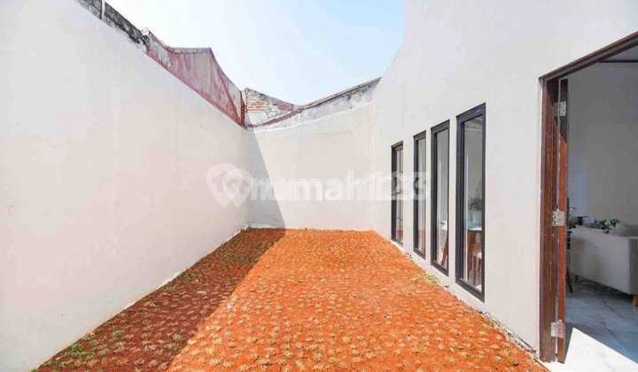 FAST SALE FULLY FURNISHED HOUSE BELOW MARKET PRICE IN BSD 2