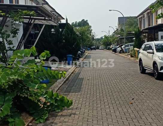 FOR RENT 2-STORY HOUSE COMFORTABLE LOCATION IN BSD FOR RENT 2-STORY HOUSE COMFORTABLE LOCATION IN BSD