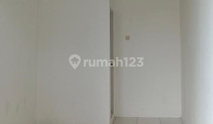 For Rent: 1-Story Strategic and Affordable Shop House by Main Road Serpong 2