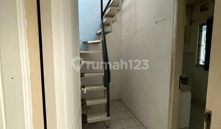 Disewakan Rumah 2 Lantai Lokasi Nyaman di BSD 2