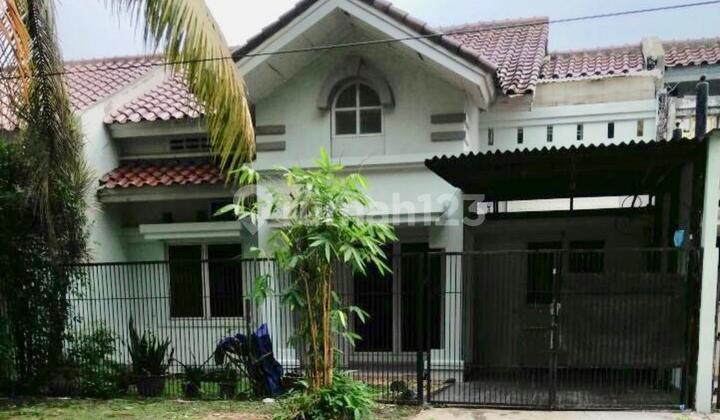 Disewakan Rumah 2 Lantai Lokasi Nyaman di BSD