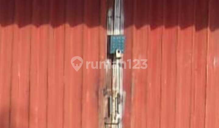 Translated to English: \"Strategic, Cheap Shop/Showroom for Rent on Main Roadside in Pamulang\" Translated to English: \"Strategic, Cheap Shop/Showroom for Rent on Main Roadside in Pamulang\"