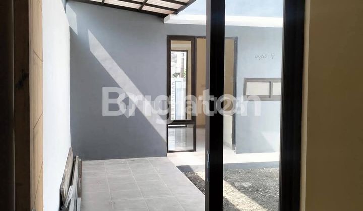 Rumah  2 Lantai Scandinavian Gunung Anyar  2