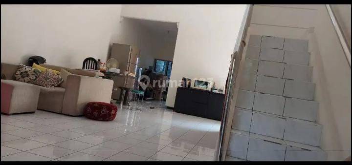Dijual Rumah 2 Lt di Jl Tuban Raya Surabaya 1