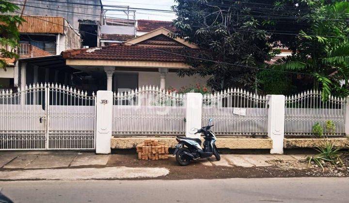 RUMAH LUAS TENGAH KOTA MAKASSAR 1