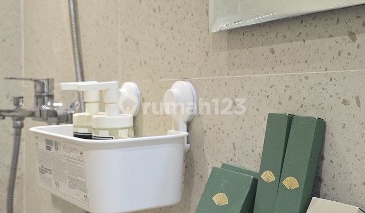 Gunawangsa Tidar Apartment for Rent Japanese Minimalist Design 2