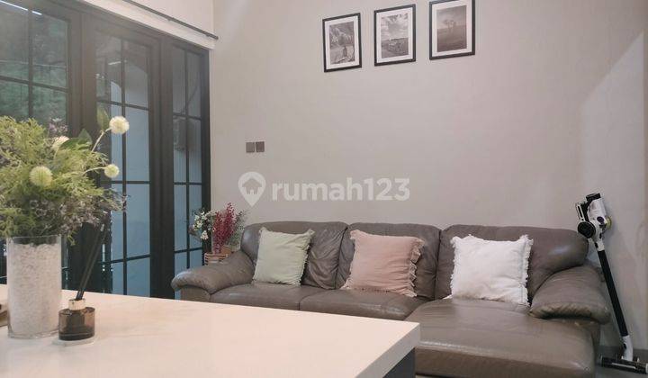 Dijual Rumah Ada Kolam Renang Di Regensi Melati Mas ~ RM2001 2