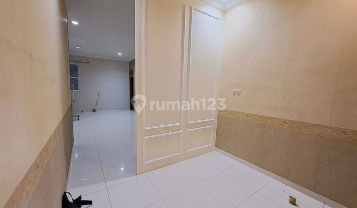 Dijual Rumah Siap Huni 1,5 Lantai Di Villa Melati Mas ~ V100039 2