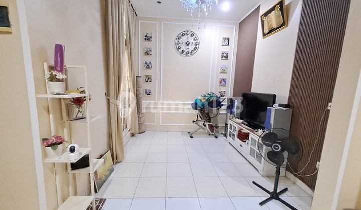 Dijual Rumah Rapi 2 Lt di Villa Melati Mas Tangerang ~ Vt001 2