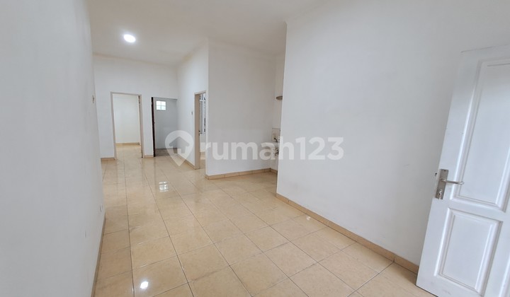 Dijual Rumah Dalam Renovasi 1,25 Lt Villa Melati Mas ~ V150078 2