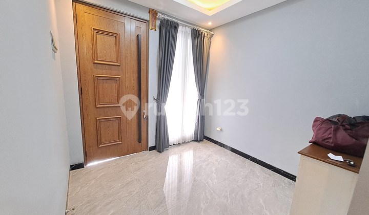Dijual Cepat Nego Sampai Deal Rumah Rapi Villa Melati Mas V400127 2