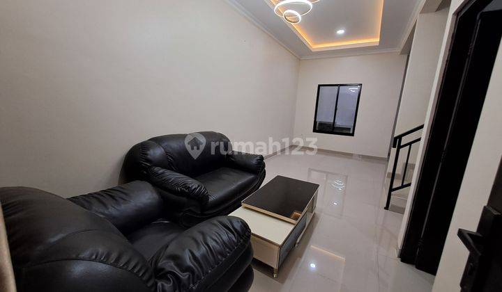 Disewakan Rumah Baru Semi Furnished Di Regensi Melati Mas ~r6018r 2