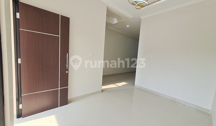 For Sale New 2-Story House In Villa Melati Mas Tangerang ~ V70100 2
