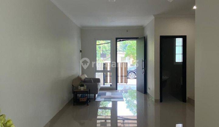 Dijual Rumah Cantik Siap Huni 2 Lantai Di Savia Park, Bsd ~ Sv003 2