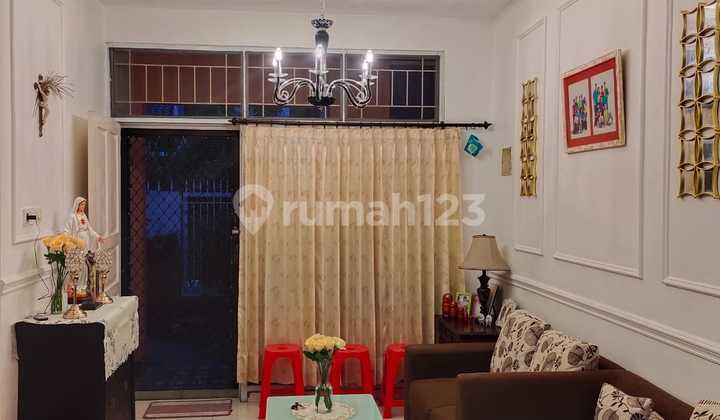 Dijual Rumah 1,5 Lantai Rapi Di Villa Melati Mas Serpong ~ V70099 2