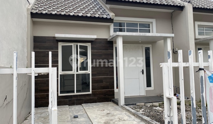 Dikontrakan Rumah Alana Cemandi  1