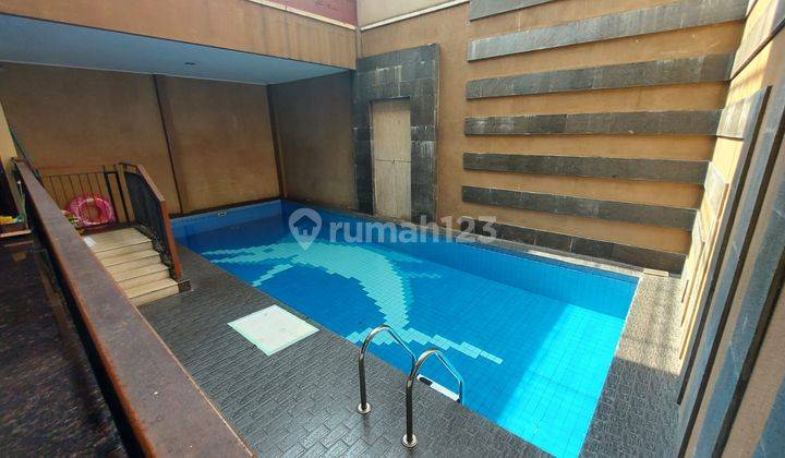 RUMAH FULL FURNISH + SWIMMING POOL di DARMO PERMAI SELATAN  2