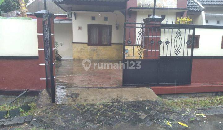 RUMAH HOOK DI PERMATA SAFIRA  2