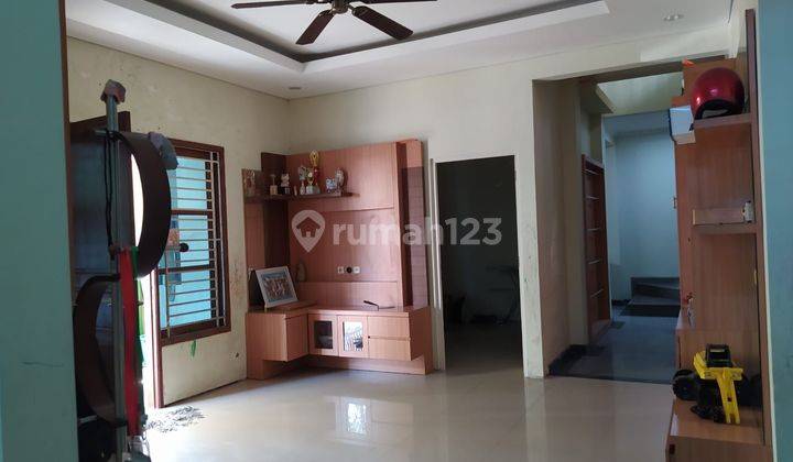 RUMAH HOOK 2 Lt SIAP HUNI di WIYUNG DEKAT SUPERMALL  2