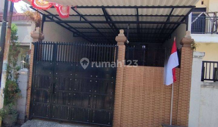 RUMAH 2 Lantai MINIMALIS BAGUS SIAP HUNI 1