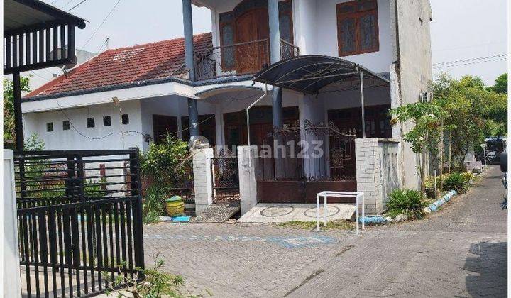 Rumah 2 LANTAI DEKAT PASAR PERUMAHAN,  UNESA, SUPERMALL  1